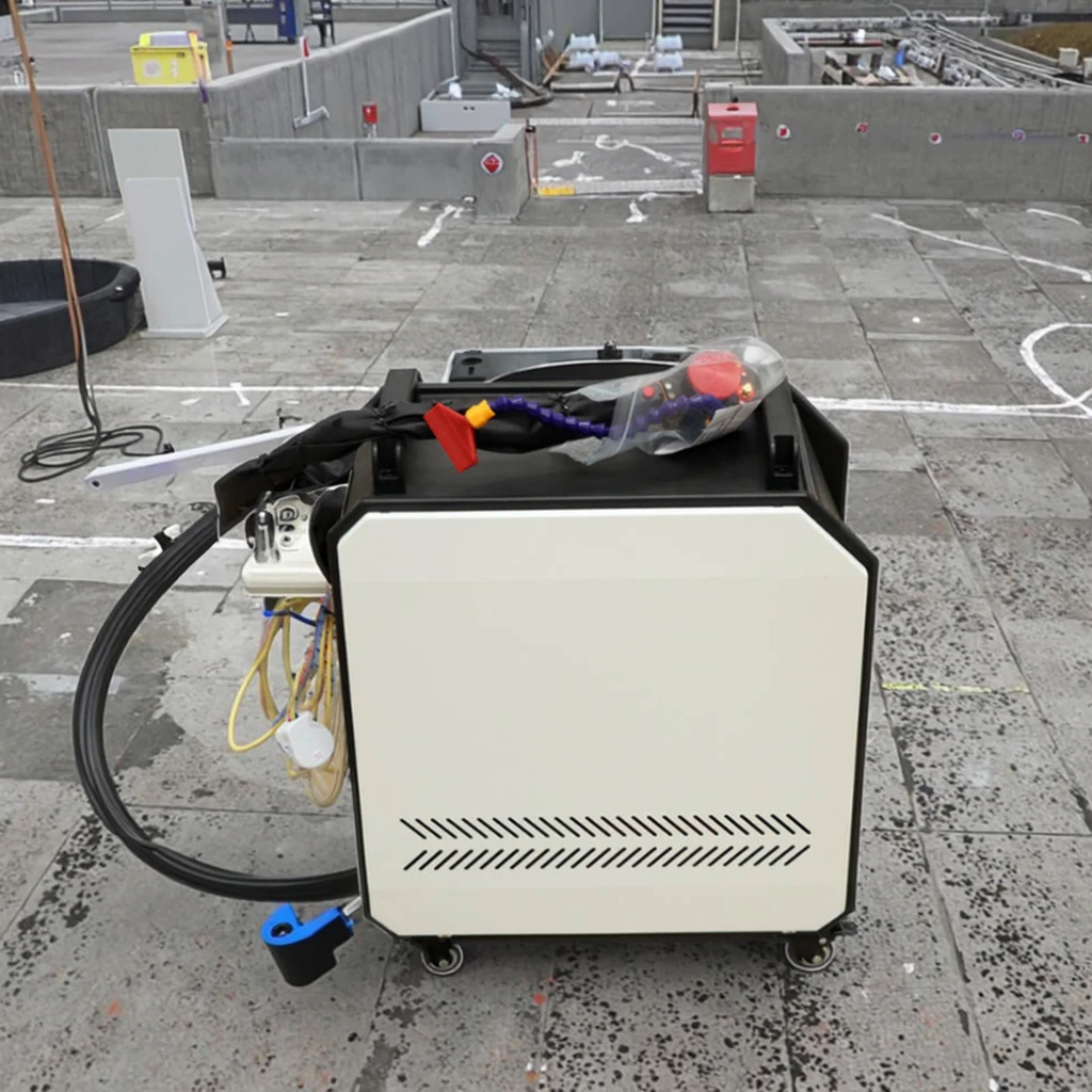 JPT Handheld Pulse Fiber Laser Cleaning Machine 100w 200w 300w for Wood Stone Stainless Steel Metal Fast Deliver Easy to Use