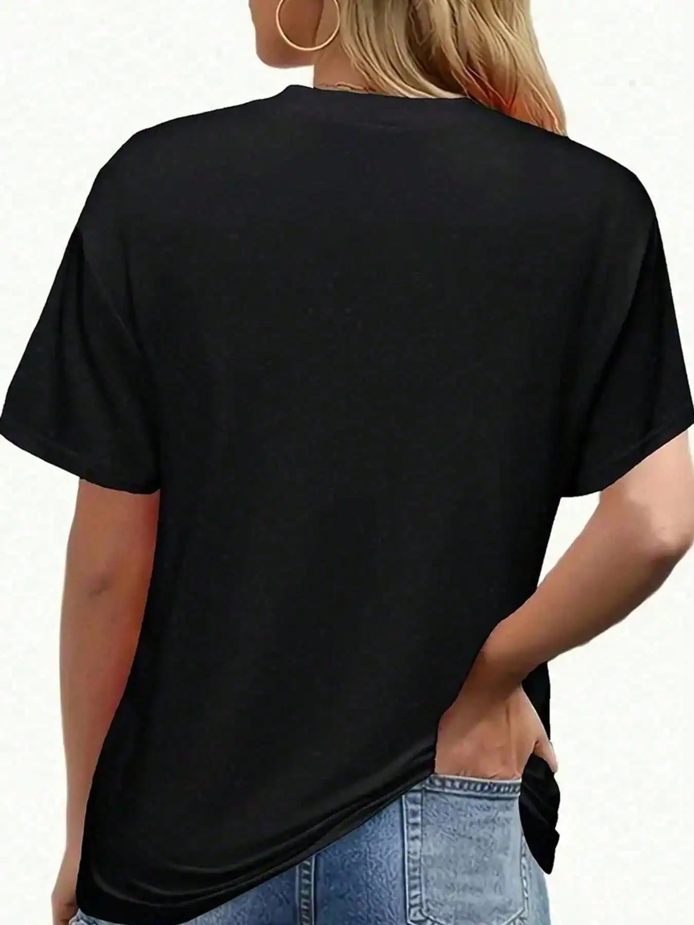 Camiseta navideña con estampado "Just a Person Who Loves Christmas" para mujer, top informal negro para vacaciones con pan de jengibre y bastones de caramelo