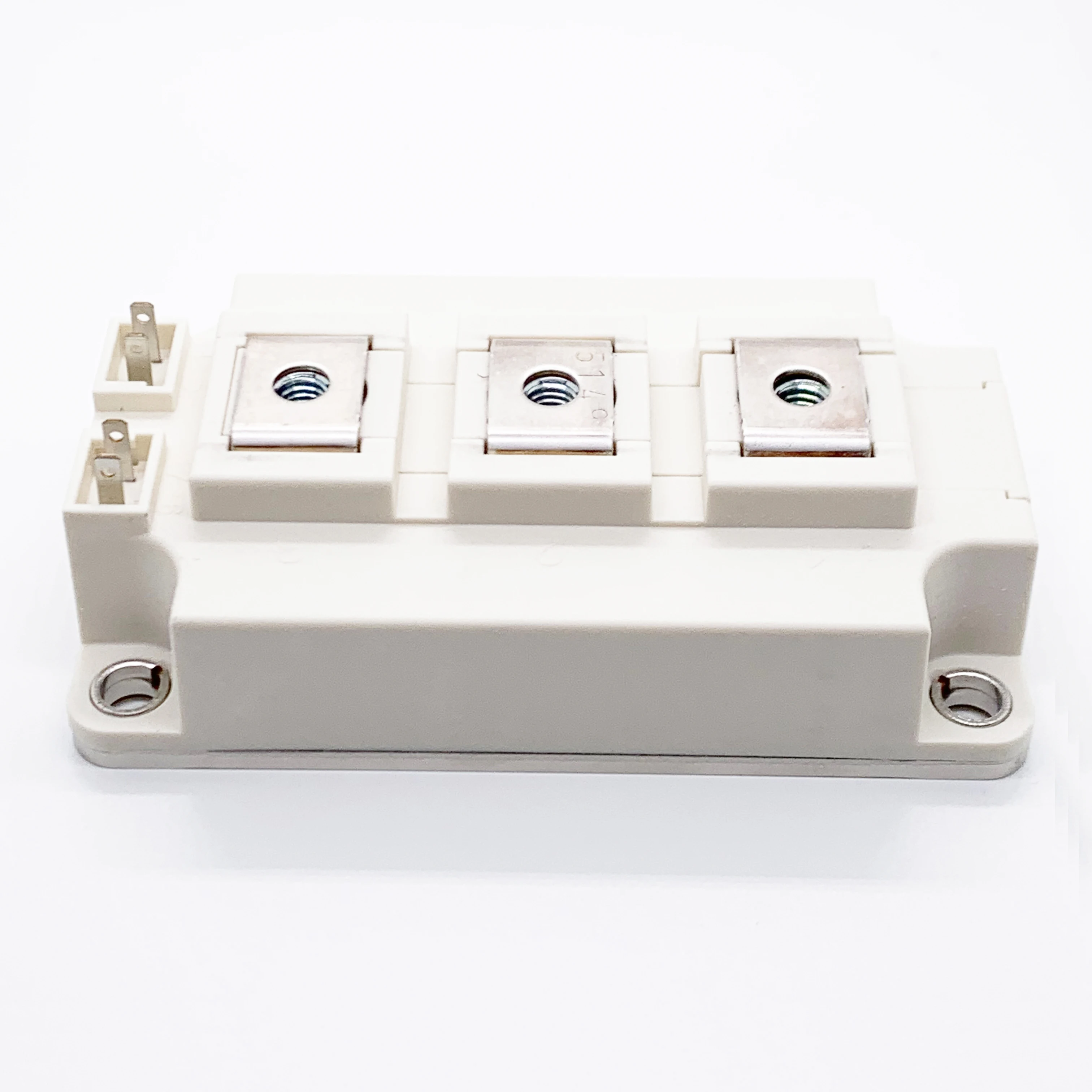 Moduł IGBT FF200R12KT4 FF200R12KE4 FF200R12KT3 FF200E12KE3 FF150R12KE3G FF150R12KT3G FF200R06KE3 FF300R12KE4-B2 FF300R12KT3