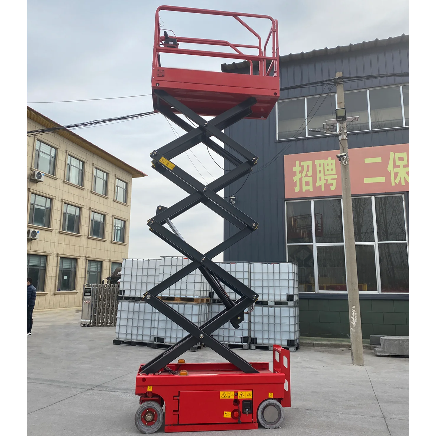 Factory Direct Mini elektrische schaarheftafel 4m-6m CE-gecertificeerde belasting 300kg