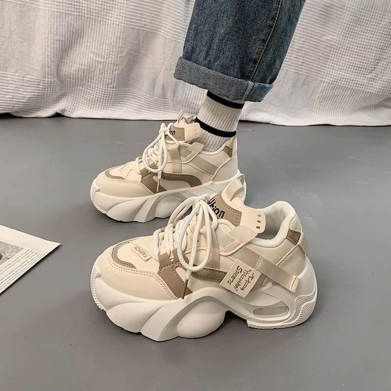 2025 Ins Trendy New Style Thick Sole Dad Shoes For Women Sports Shoes Makes Feet Look Smaller Lightweight Hot Selling Running