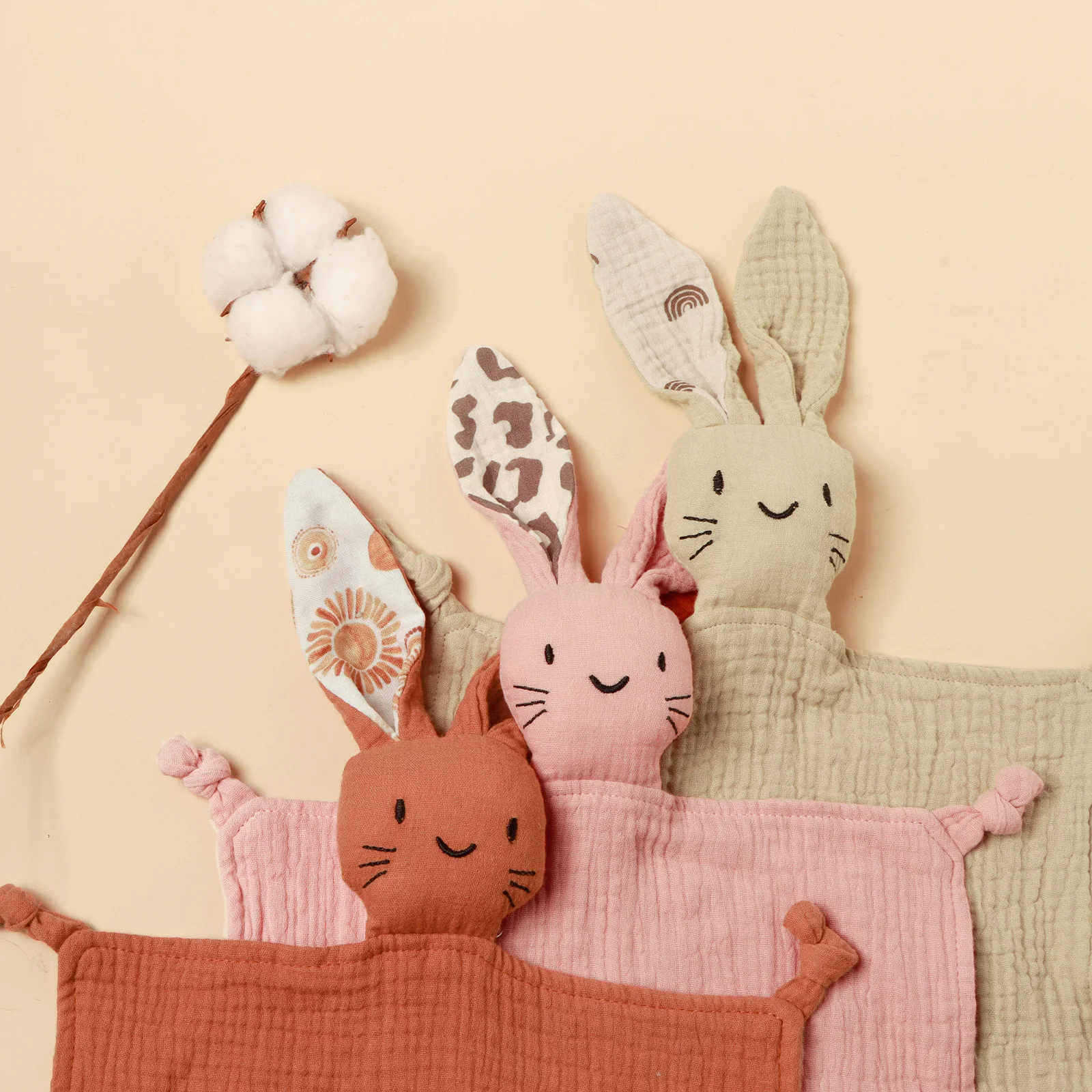 Babadores bordados com orelhas diferentes, rostos de gato, algodão puro, toalha confortável para dormir, lenço confortável para bebês ﻿