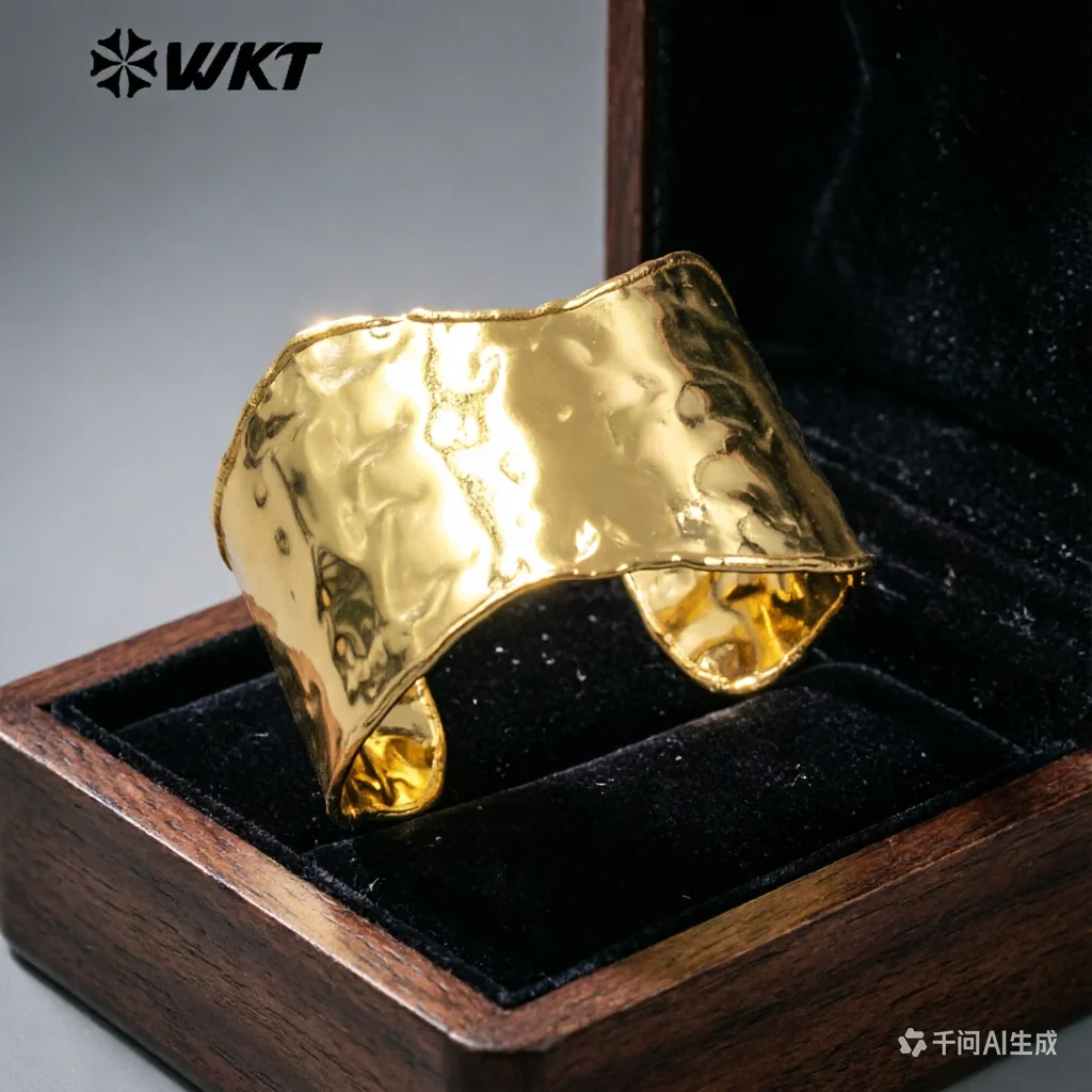 WT-B701 Boutique Yellow Brass 18K Gold Plated Uneven And Smooth Double Designs Women Cuff Bangles For Fashion Patry Jewelry