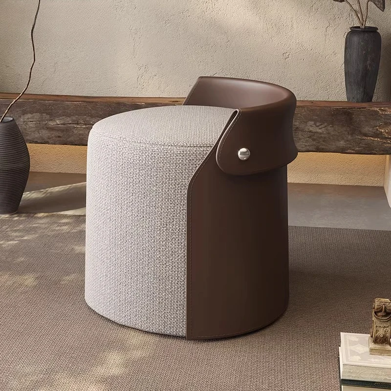 

High-end light luxury dressing stool modern simple Italian small apartment home master bedroom dressing table stool round pier