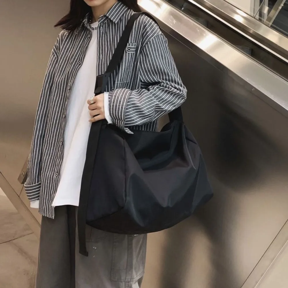 

Водонепроницаемая сумка большой емкости для спортзала, водостойкая сумка на молнии для фитнеса и тренировок, регулируемый ремень, уличная спортивная сумка для путешествий