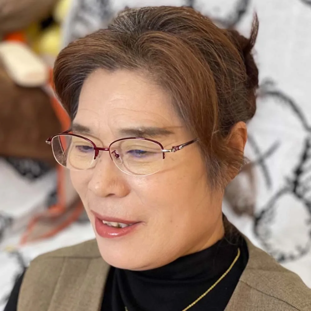 

Titanium Alloy Elderly Reading Glasses Elastic Costume Accessory Half-frame Presbyopic Glasses PC Waterproof Plain Eyewear Men