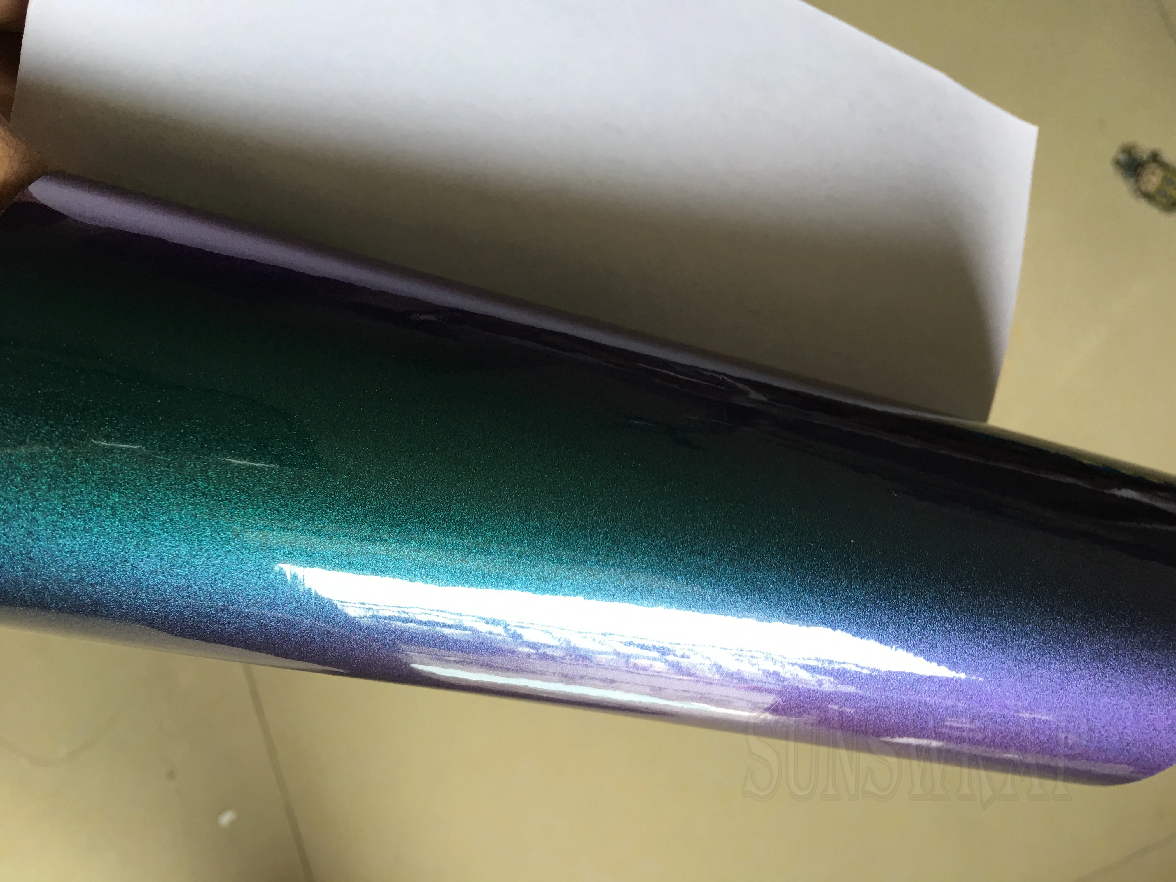 

Car Gloss Chameleon Green to Purple castvinyl Glossy Vinyl Foile Sticker for cars decoration with air release