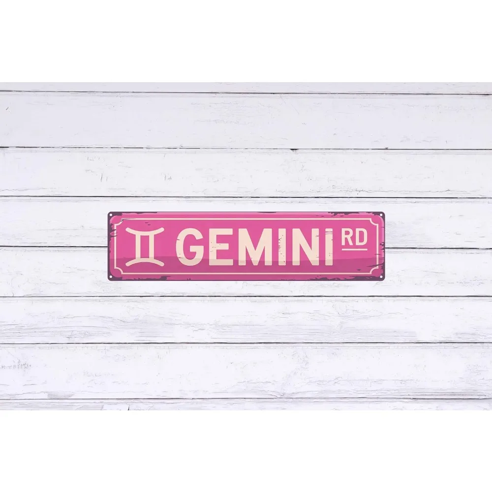 Gemini Rd كوكبة علم التنجيم الريفية المضحكة علامة القصدير المعدنية الوردية - ديكور الحائط لمحبي علم التنجيم
