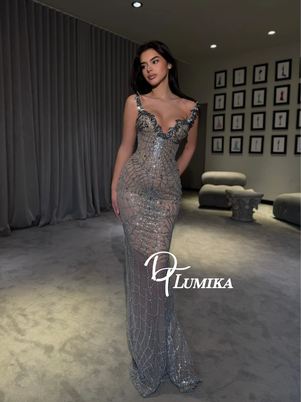 

Luxury Silver Rhinestone Spaghetti Straps Evening Dress Nude Sheer Mesh Sequined Beaded Corset Mermaid Prom Gown For Red Carpet