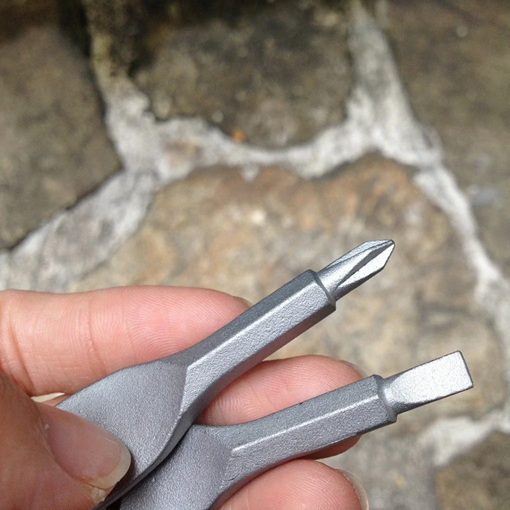 

Outdoor Multifunctional Cross Slot Screwdriver Keychain Portable Hiking and Mountaineering Mini Pocket Repair EDC Small Tool