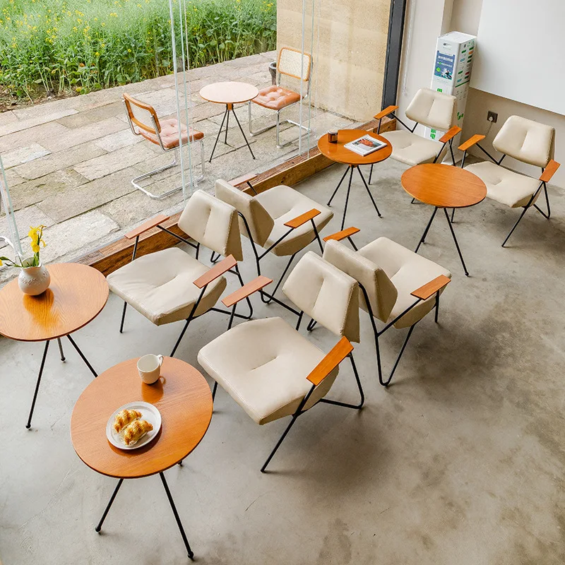 

Southeast Asia wind coffee shop bar leather dining chair dining table set single casual retro sofa chair restaurant furniture