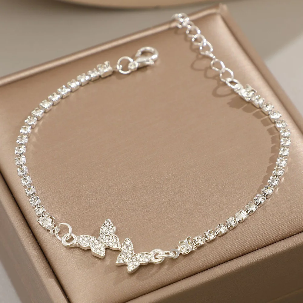 Iced Out Crystal Butterfly Charms Tennis Bracelet Women INS Fashion Silver Color Hand Chain Friend Gift Luxury Jewelry KDH006