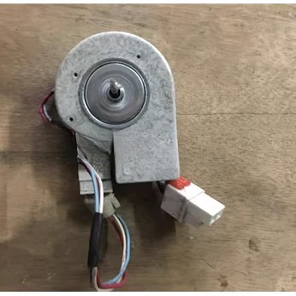 

Вентилятор холодильника ZSE4392ZGA ZWF-01-4 19-02401-00A/B/