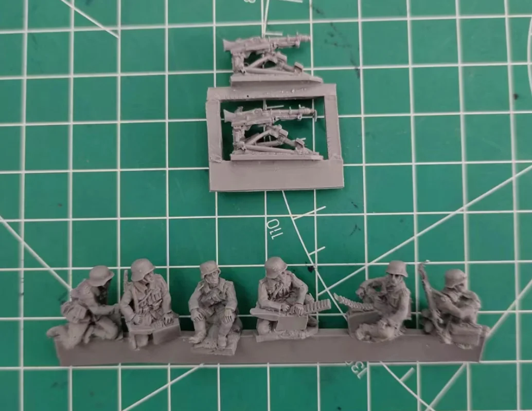 1/72 Scale Resin Figure Model Kit Machine Gun Team 6 People Micro Scene Layout Unassembled and Unpainted DIY Toys