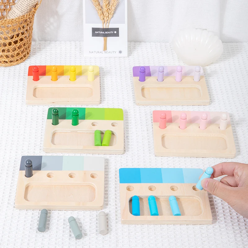 ไม้ของเล่น Montessori ระบบการรับรู้สีกระดานแทรกทำจากไม้24สีของเล่นจับคู่ความรู้ความเข้าใจเพื่อการศึกษาสำหรับเด็ก