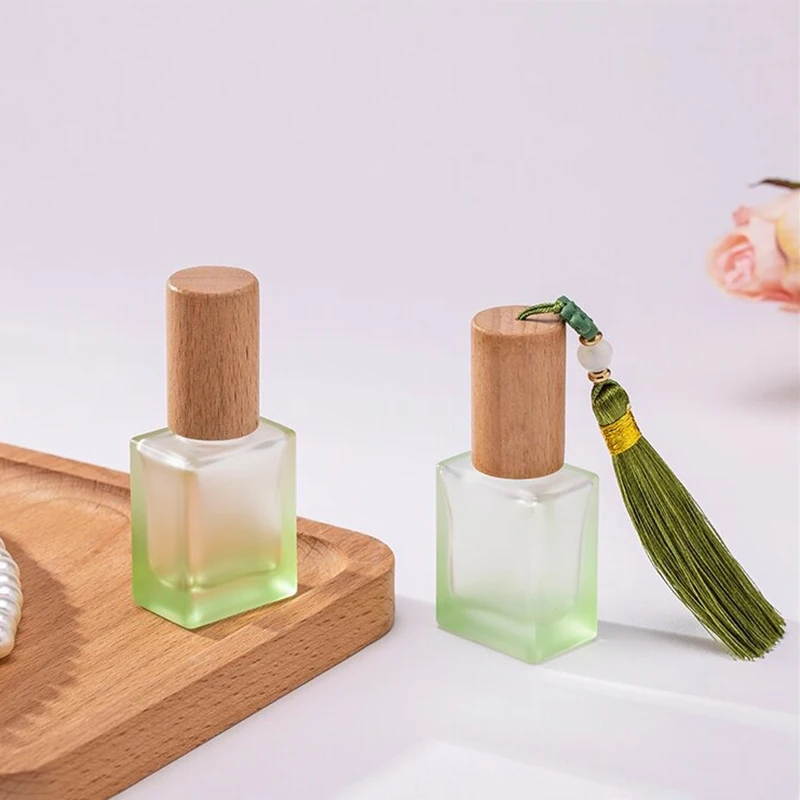 

10ml Cosmetic Container Spray Bottle Refillable Bottle for Travel Personal Care Diy Projects