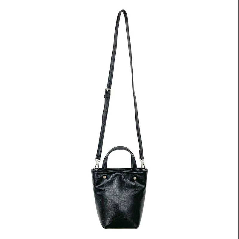 Bolso de mano de diseñador de lujo para mujer, bolso de cubo suave de cuero Pu brillante, bolso de hombro de moda para mujer, bolso cruzado informal