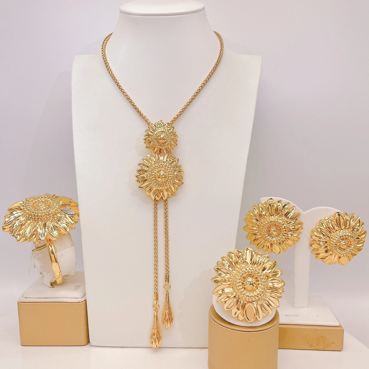 

Fashion Ethiopian Bridal Necklace Earrings Sets With Pendant Indian Wedding 24k Gold Color Jewelry Set Dubai Choker Wholesales