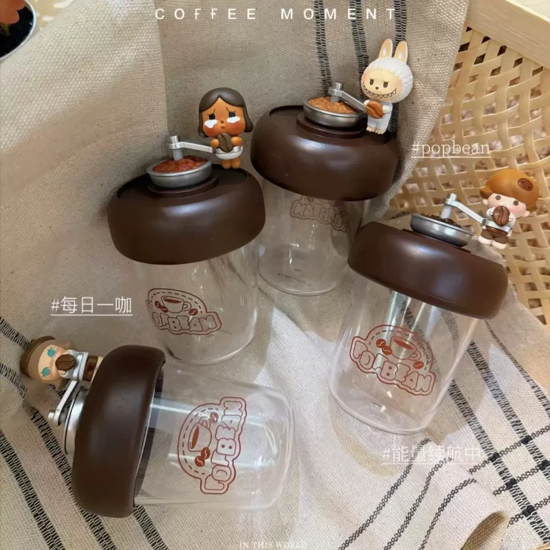 Original Popmart Coffee Factory Pop Bean Serie Blindbox Desktop-Dekoration Niedliche Flaschenfiguren Mystery Box Geschenke für Fans Ornament