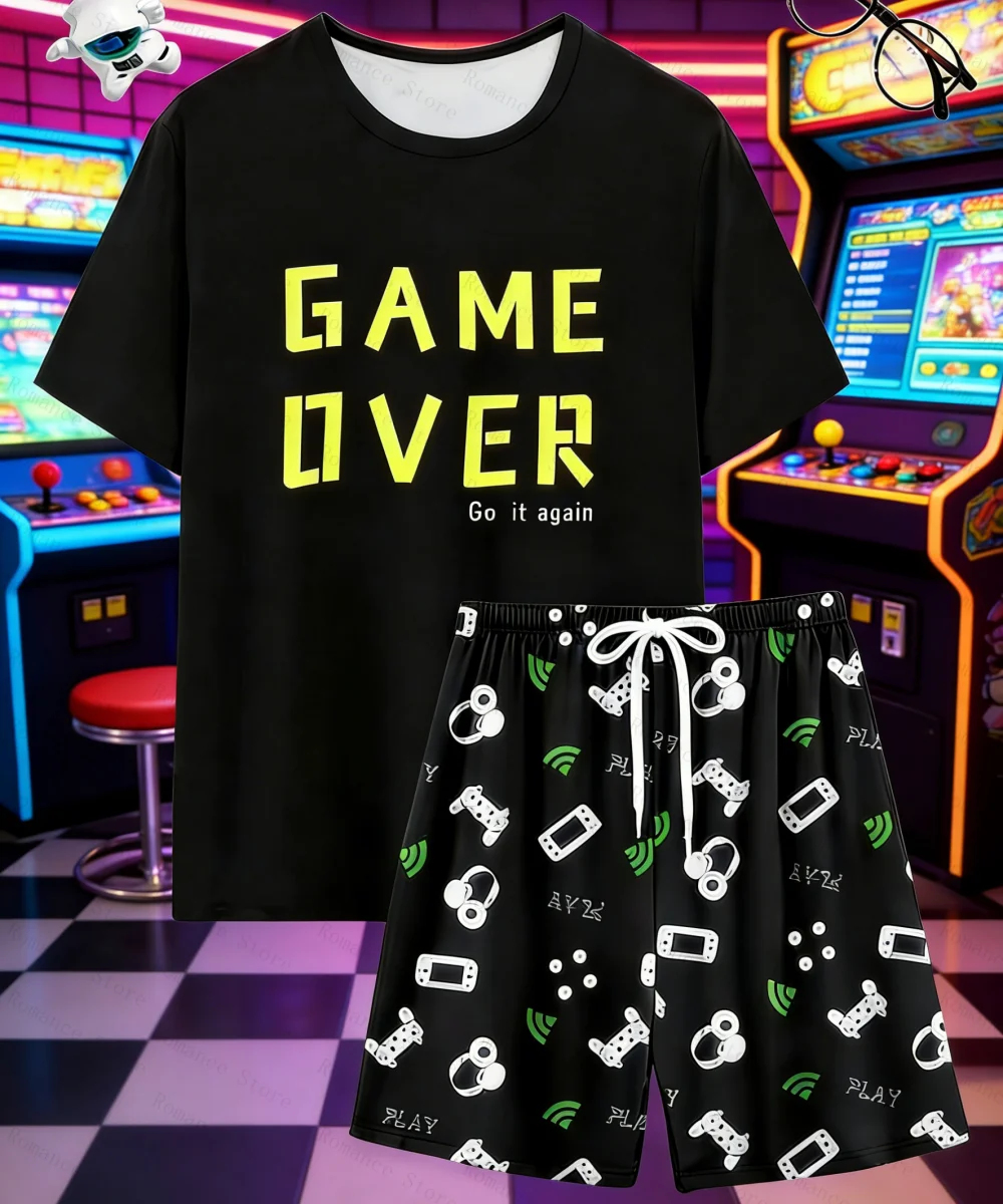 Conjunto de pijama masculino com camiseta de manga curta estampada com _GAME OVER_ e shorts com estampa de controle de videogame, confortável para o v
