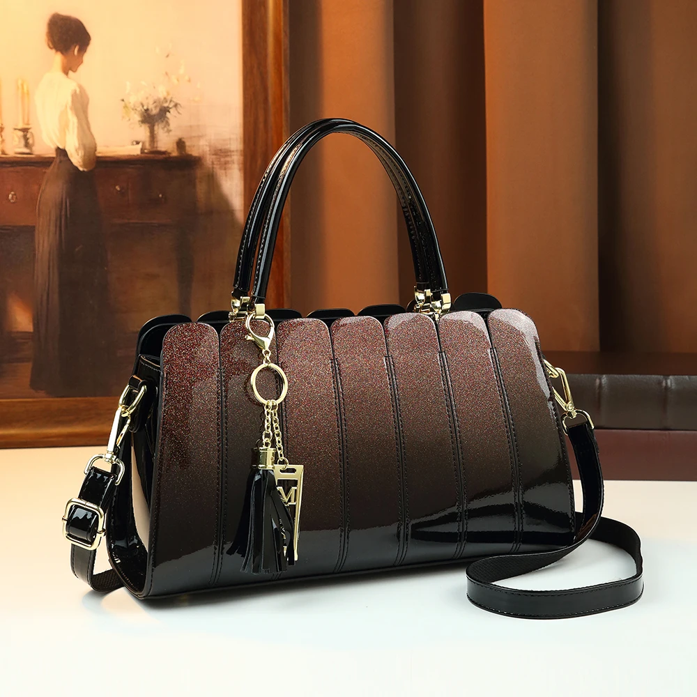 2026 New Luxury Designer Gradient Patent Handbags for Women Sparkly Glitter Shoulder Bag Fashion Tassel Crossbody Bag Tote