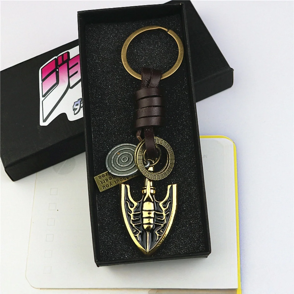 JoJo's Bizarre Adventure Anime Keychain Jonathan Joestar Keyring Pendant Jewelry Gift Car Key Accessory Men's And Women's Gifts