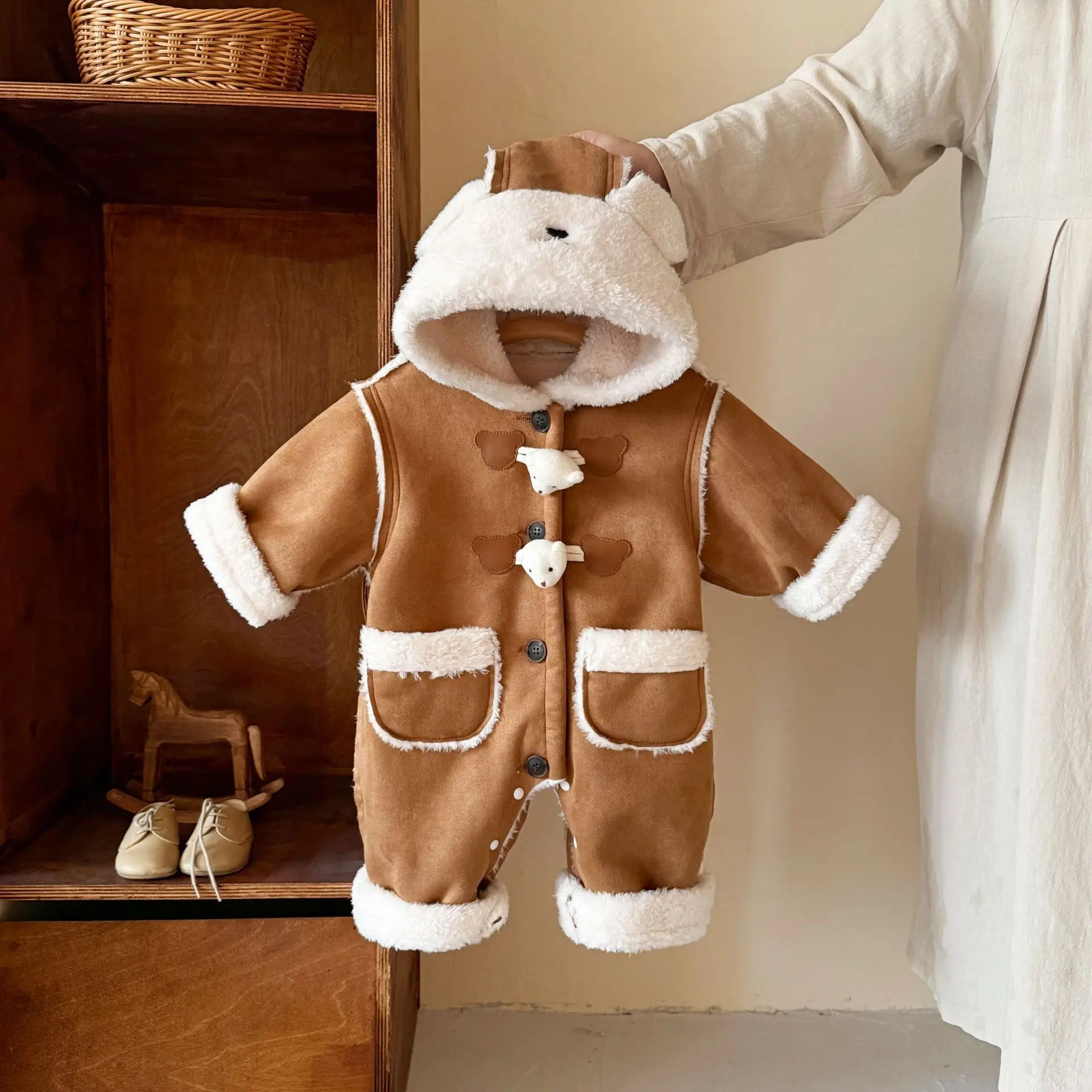 

Winter Baby Boys one piece Romper Warm Fleece Lined Jumpsuit Newborn Infant Outfit Thickened Snapsuit Crawling Suit Toddler