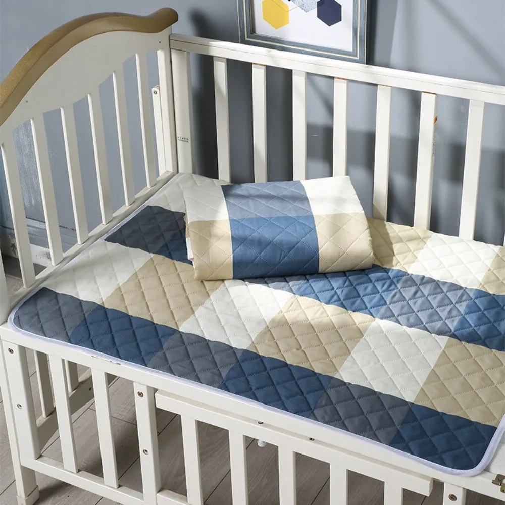 Soft 70*90cm Baby Urine Mat Waterproof Cloth Bedding Urine Pads Cute Cartoon Breathable Bed Protector Diaper Baby