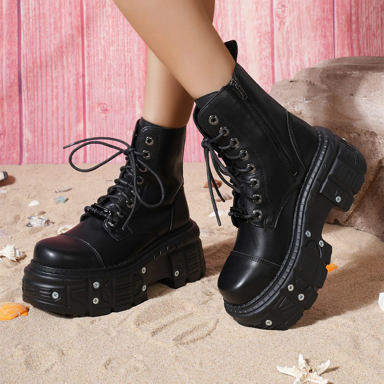 

2024 New Punk Rock Women Ankle Boots Gothic Platform Shoes Man And Women Lace Up Retro Chunky Metal Decor Short Botas Femininas