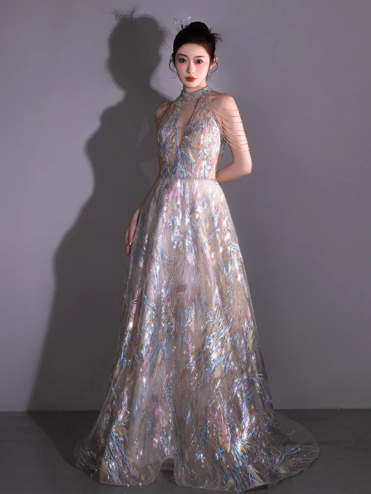 Suknia wieczorowa damska luksusowa, nowa kolekcja 2025, elegancka, długa spódnica, seksowna, z odkrytymi plecami, na wesele, bankiet, z podkreśloną talią.