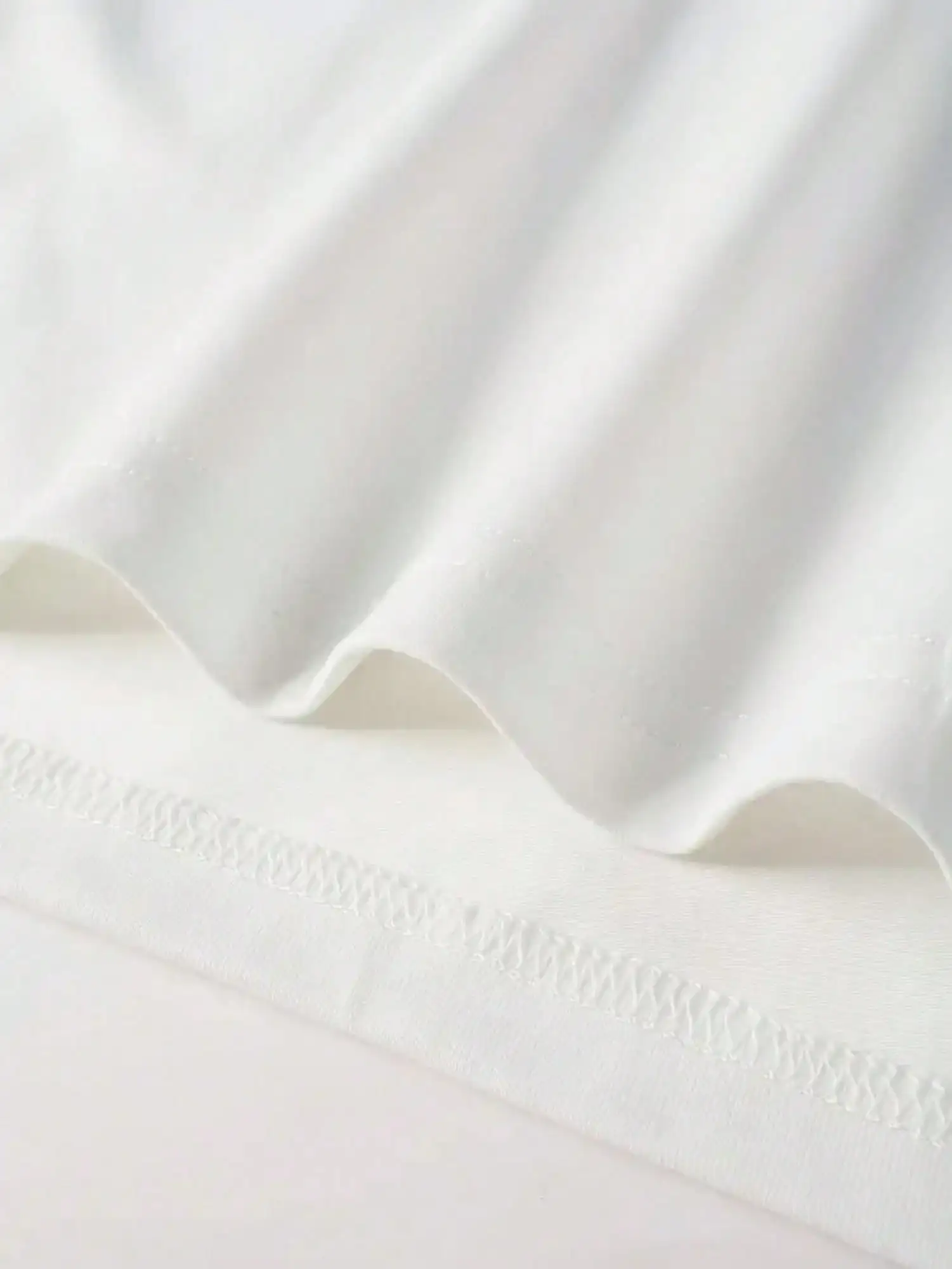 1PC ميلانو إيطاليا طباعة هندسية المرأة عارضة الرياضة المحملة، جولة الرقبة قصيرة الأكمام، بسط، نمط ناضجة