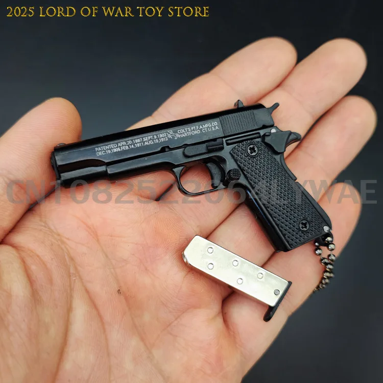 1:3 Bilancia In Lega Colt 1911 Pistola Mini Pistola Portachiavi In Metallo Colt 1911 Pistola Portachiavi Agitarsi Giocattolo PUBG Pistola Regalo Pubg Decorazione Giocattoli