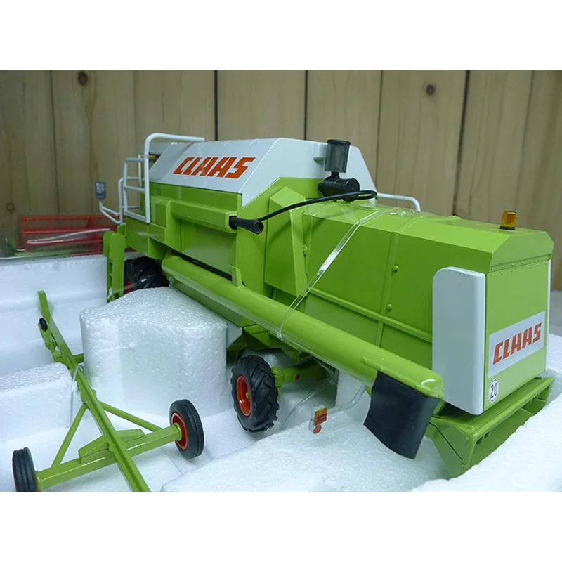 Diecast 1:32 Scale Claas Combine Harvester 88 S Alloy Tractor