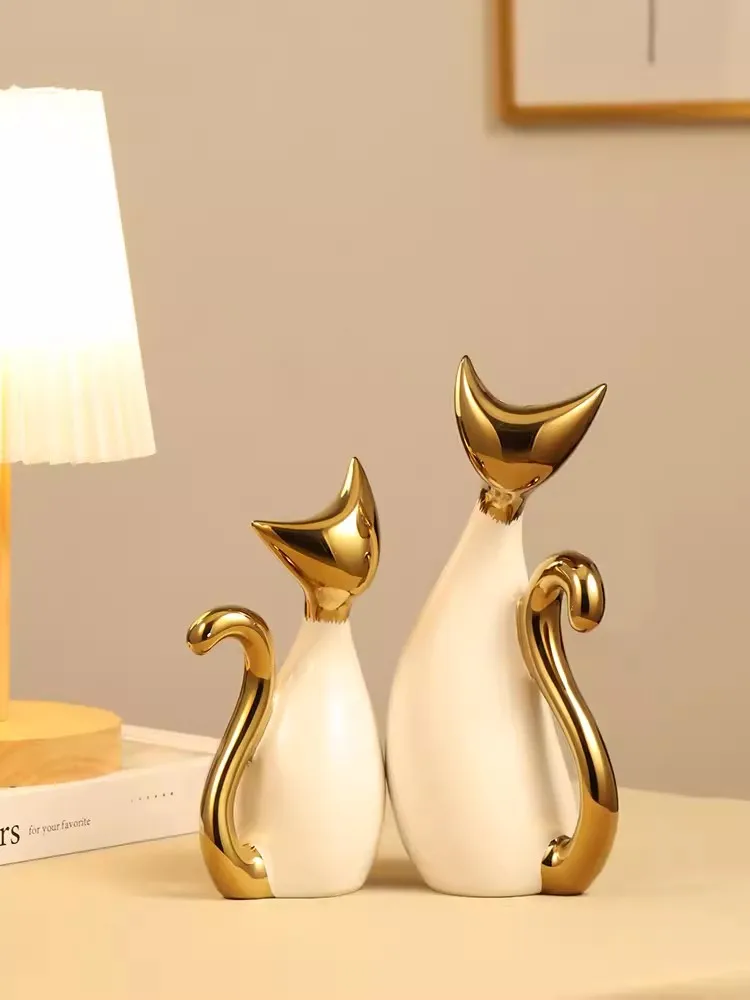 

2-piece set of gold-plated ceramic cat ornaments, light luxury, high-end home, living room, TV cabinet, desktop, housewarming, n