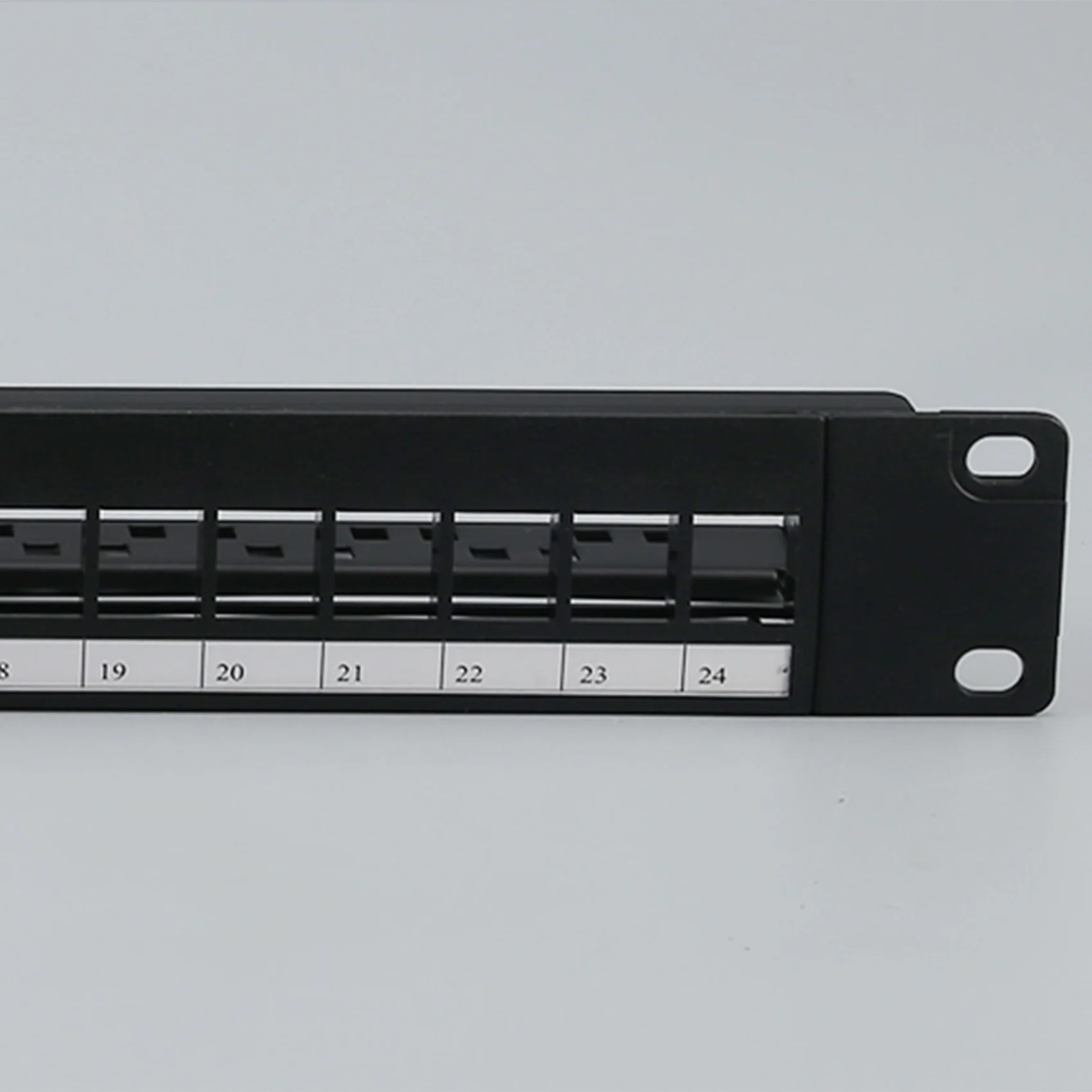 

Efficient 19-Inch 1U Cabinet Rack Through 24-Port CAT6 Patch Panel RJ45 Network Cable Adapter Keystone Jack Modular Patch Panel