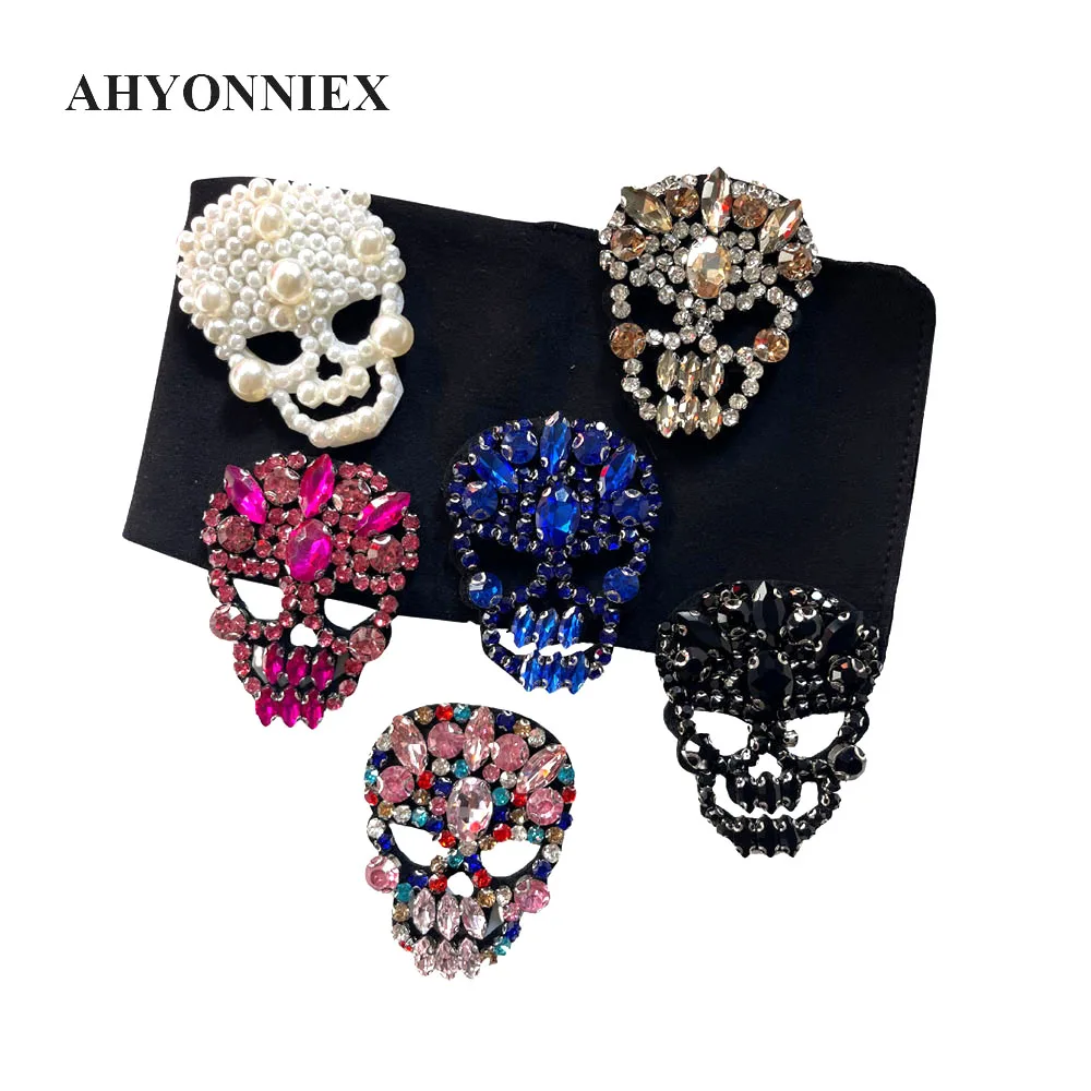 1 Piece 5*6.4 Cm Sew on Patch Elaborate Handmade Beaded Patch White Black Blue Pink Multi-colored Gold DIY Applique Accessories