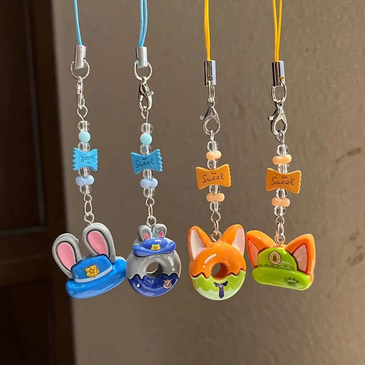 

Zootopia Judy Nick Pendant Phone Lanyard Cartoon Couple Hanging Rope Anti-lost Portable Phone Strap Gift for Couples Girls Boys