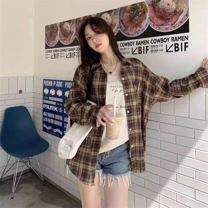 เสื้อโค้ทผู้หญิงลายสก็อตทรงหลวม สไตล์ลำลอง สำหรับฤดูใบไม้ผลิและฤดูใบไม้ร่วง แขนยาว ปกเสื้อแบบคลาสสิก ติดกระดุม แนวเรโทร