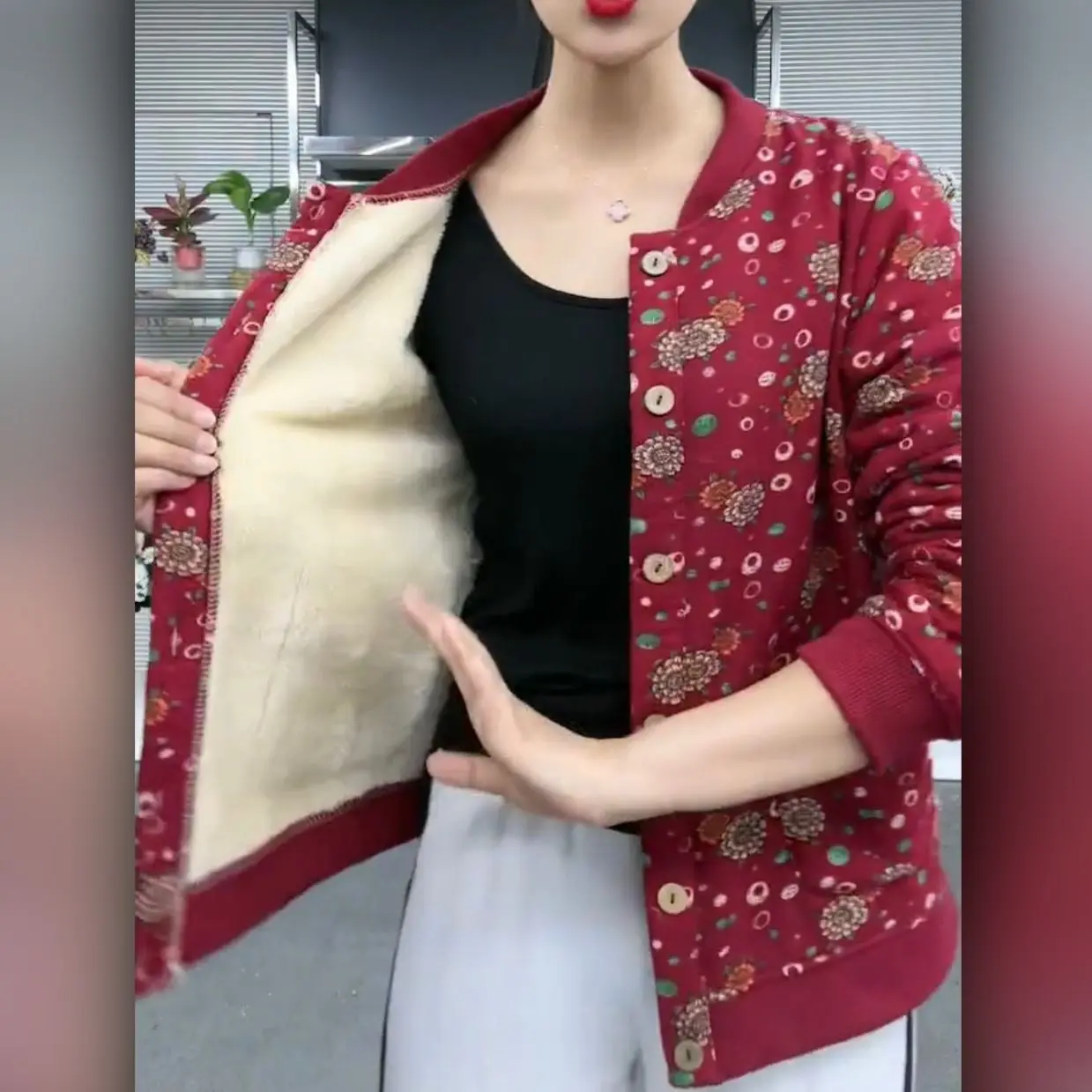 Floral Cotton-Padded Jacket Mother Autumn Winter Coat Piled And Thickened Elderly Warm Cardigan Baseball Jersey Looks Thin