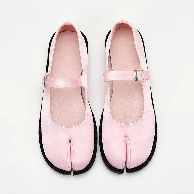 

New Sweet Fashion Pink New Split Toe Mary Jane Shoes Comfortable Low Heel Women Lolita Lofer Shoes