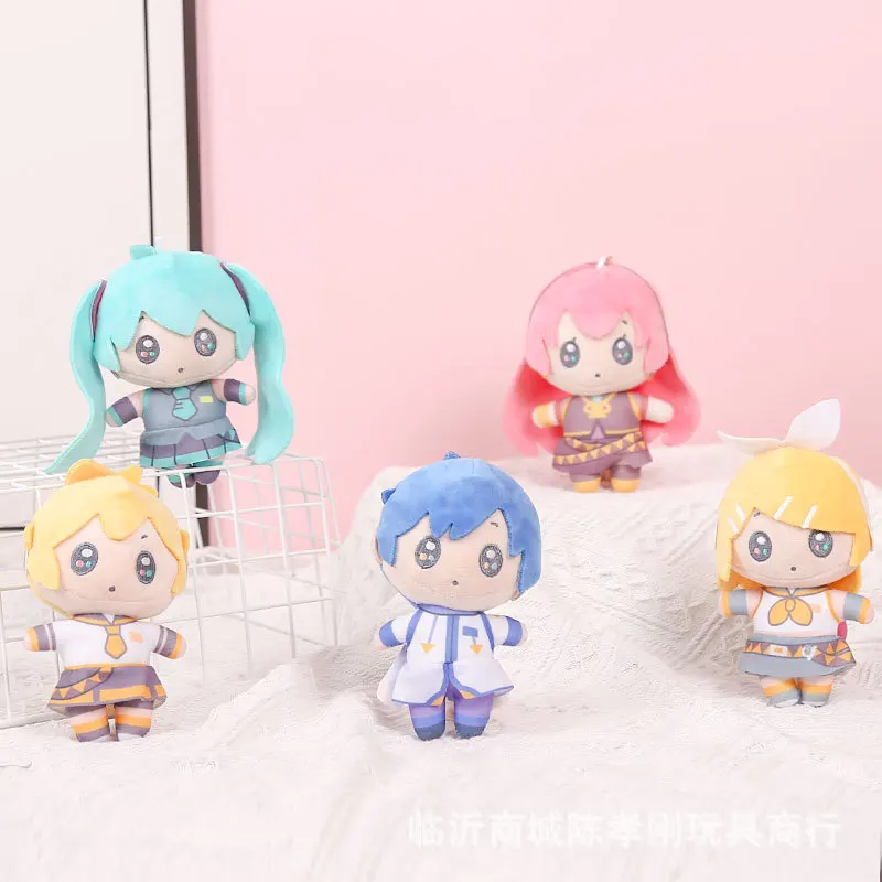 Anime hatsune miku brinquedo de pelúcia kaito mingko luka kagamine rin len figura boneca de pelúcia kawaii q versão chaveiro saco pingente gift14c