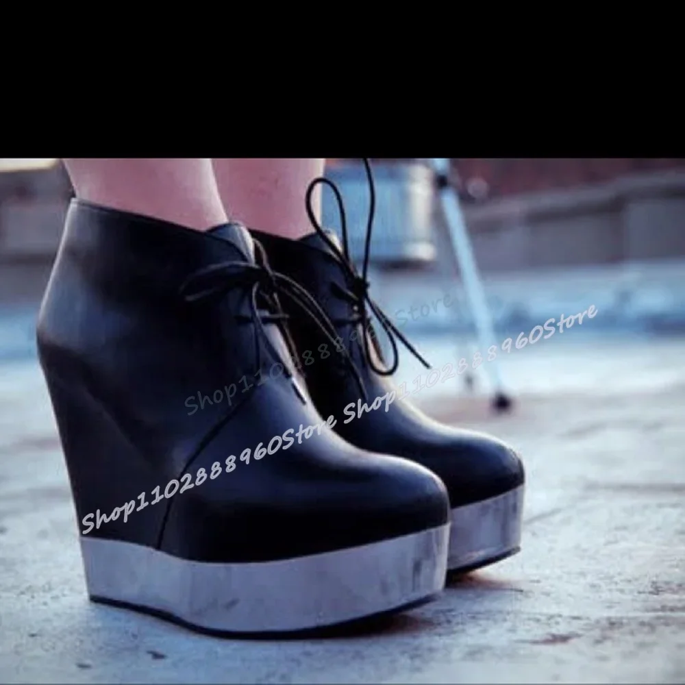 Schwarzes Leder, gespleißt, silberne Plateau-Pumps, Keilabsatz-Schuhe für Damen, Kreuzgebunden, runde Zehen, lässig, trendige Damen-Pumps