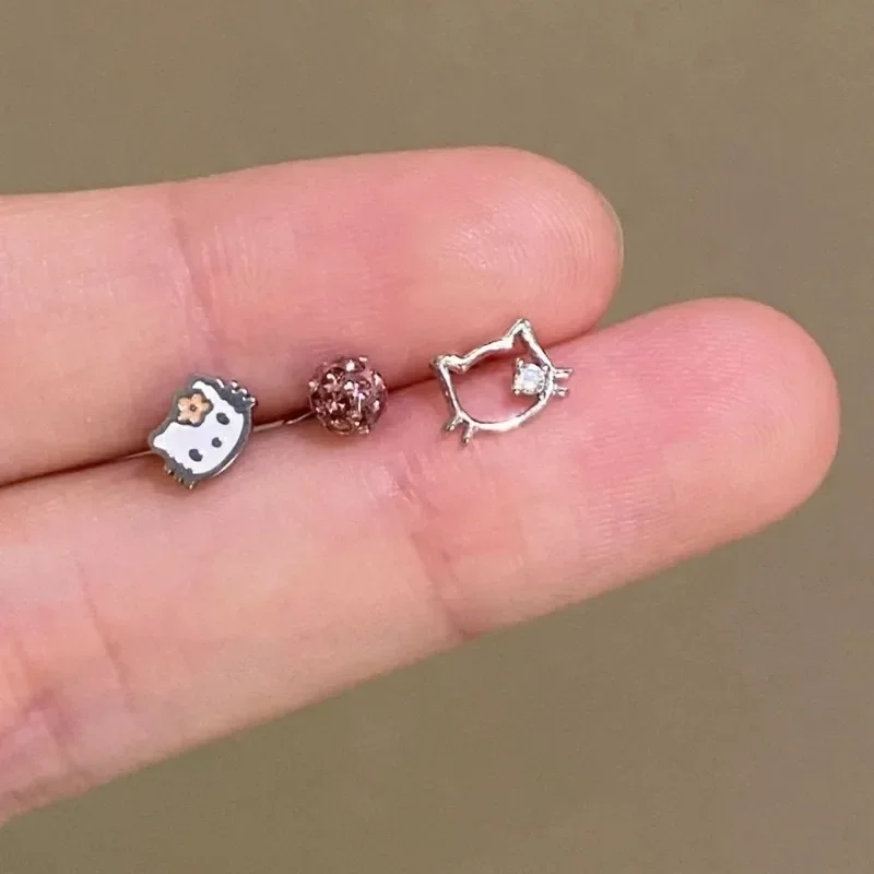 Pendientes de dibujos animados de Hello Kitty para mujer y niña, aretes de gato de acero inoxidable, 3 piezas, aretes pequeños, joyería divertida