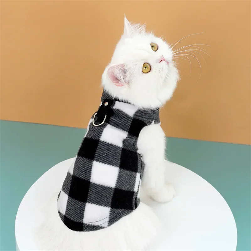 2024 New Pet Clothing Spring Autumn Winter Fleece Plaid Vest Teddy Bear Dog Cat Clothing