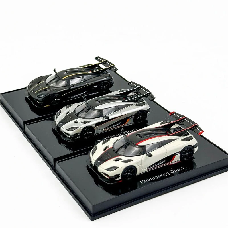 Autoart Model 1:64 Koenigsegg One:1 Resin Car Model Collection Gift