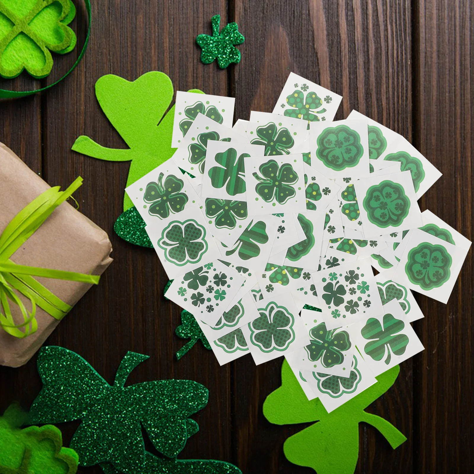 

144Pcs St Patrick's Day Body Stickers Waterproof Cloverleaf Temporary Tattoos Arm Leg Paste St. Patrick's Day Sticker