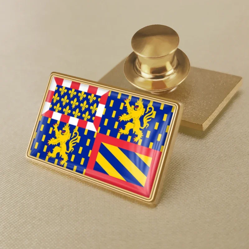 Broche con bandera de Bourgogne de Francia, insignias, alfileres de solapa