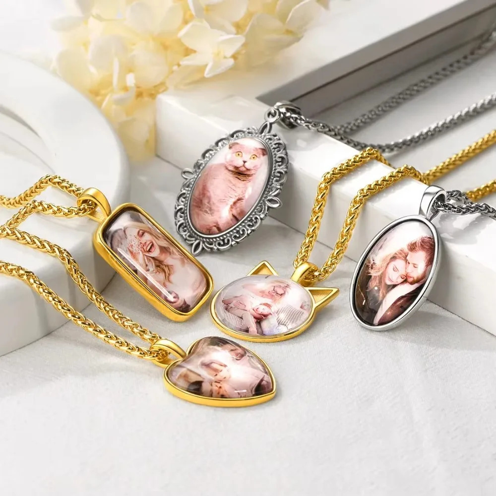 U7 Customized Photo Necklaces for Man Woman Rectangle Oval Round Heart Picture Engrave Text Pendant Custom Family Couple Jewelry