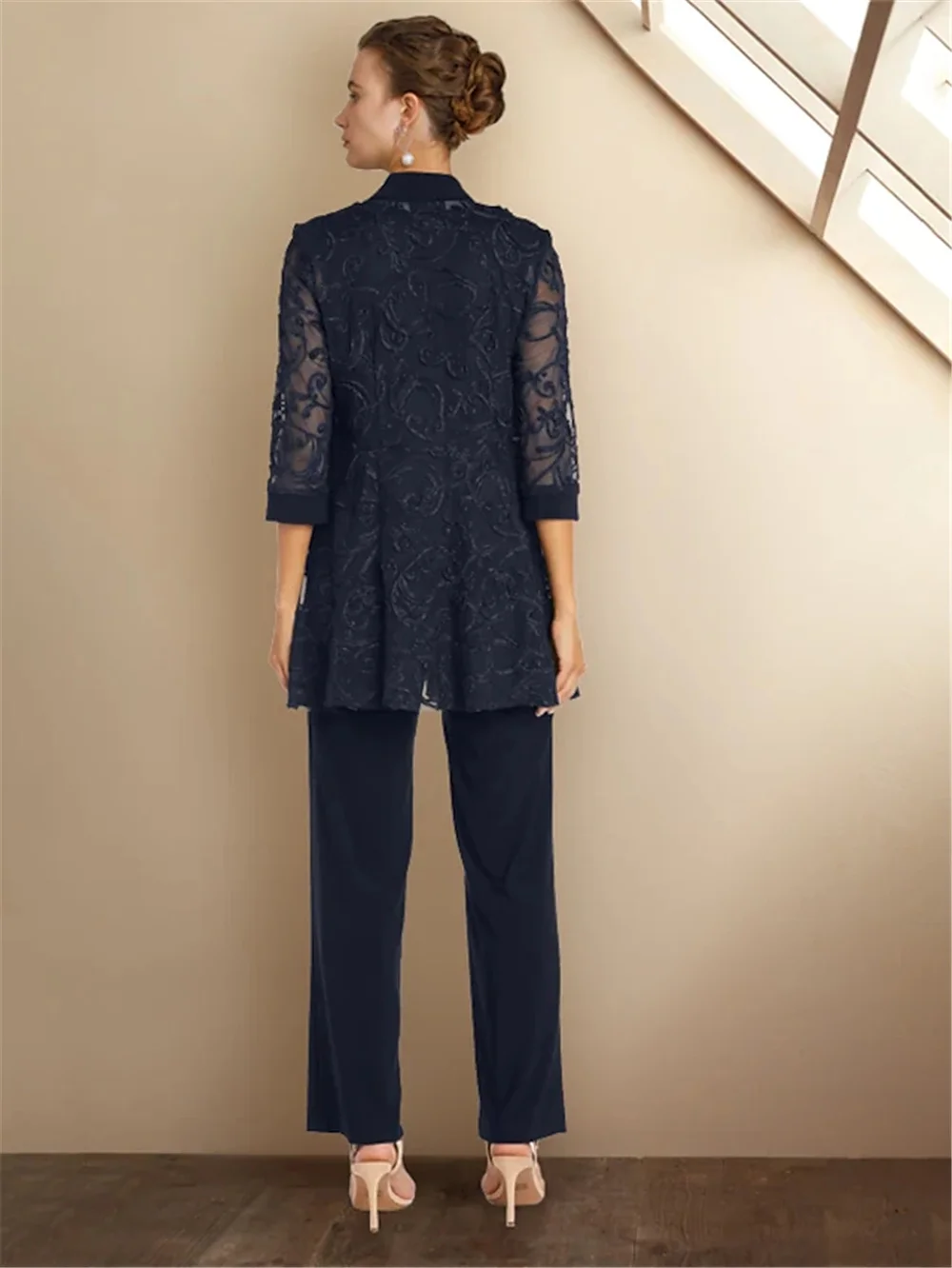 Pantsuit 3 Mảnh Phù Hợp Với Mẹ Của Cô Dâu Đầm Thanh Lịch Bọc Bao Gồm Tầng Dài Voan Không Tay Với Appliques