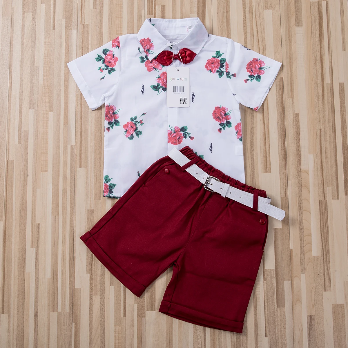 

Kids Outfit Casual T-shirt and Denim Shorts Set for Summer Beach Vacation or Family Gathering Event